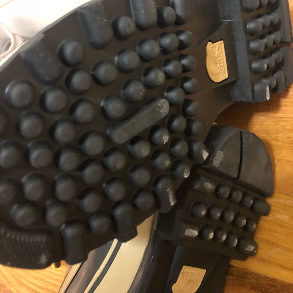 Sorel Snow Boots - 5 - Picture 4 of 5